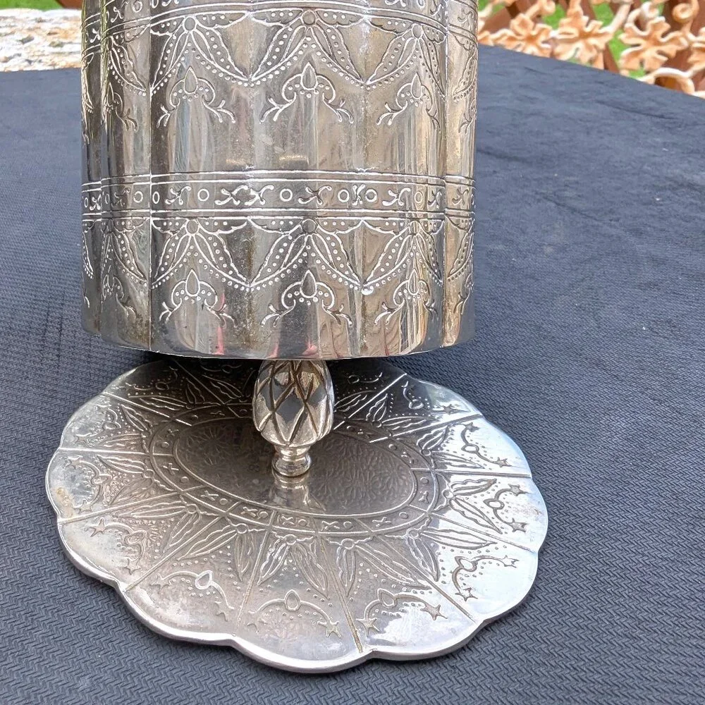 SILVER TRINKET BOX - Picture 3 of 5